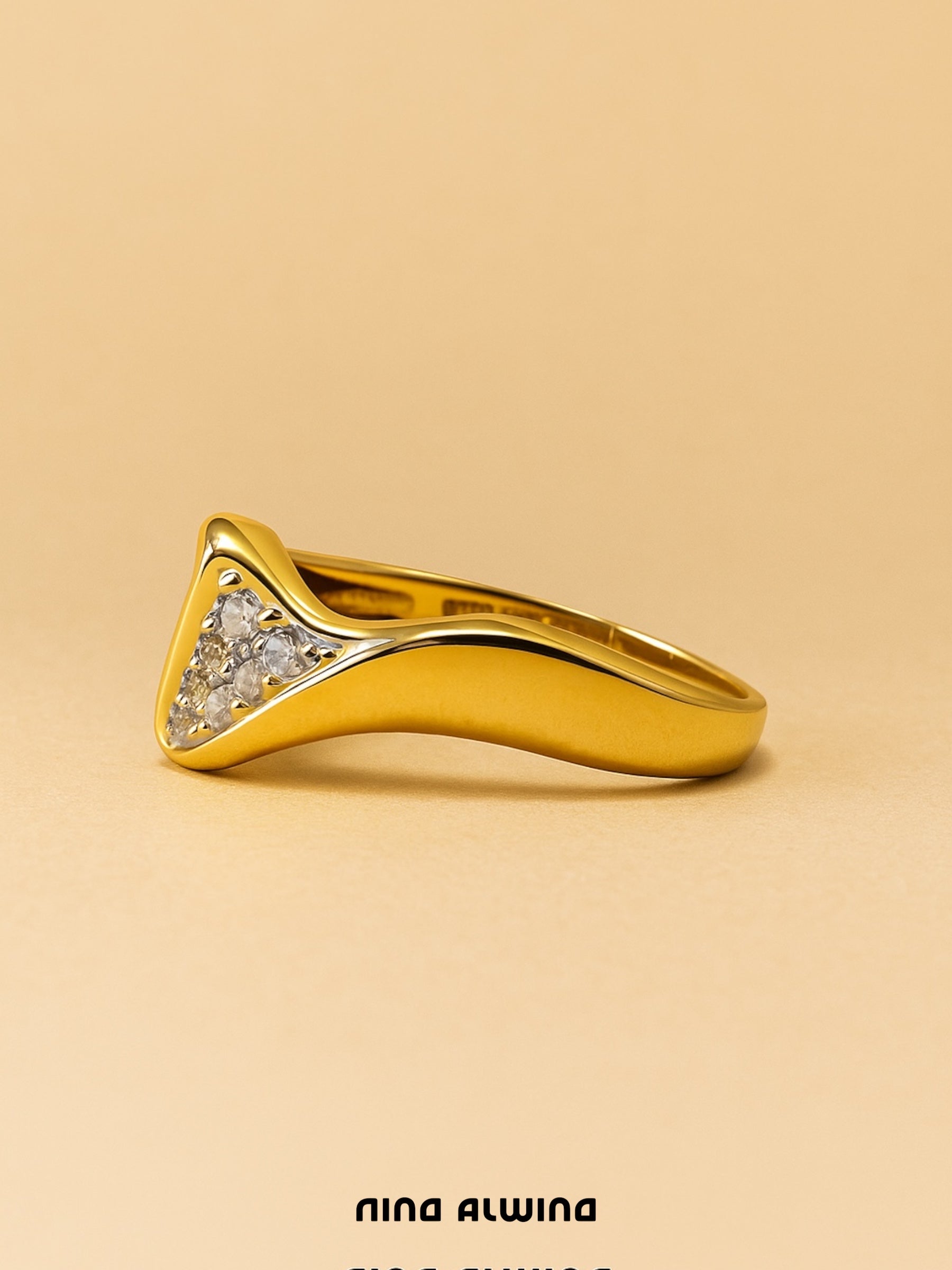 #193 8k Ring mit Zirkonia - RG 53