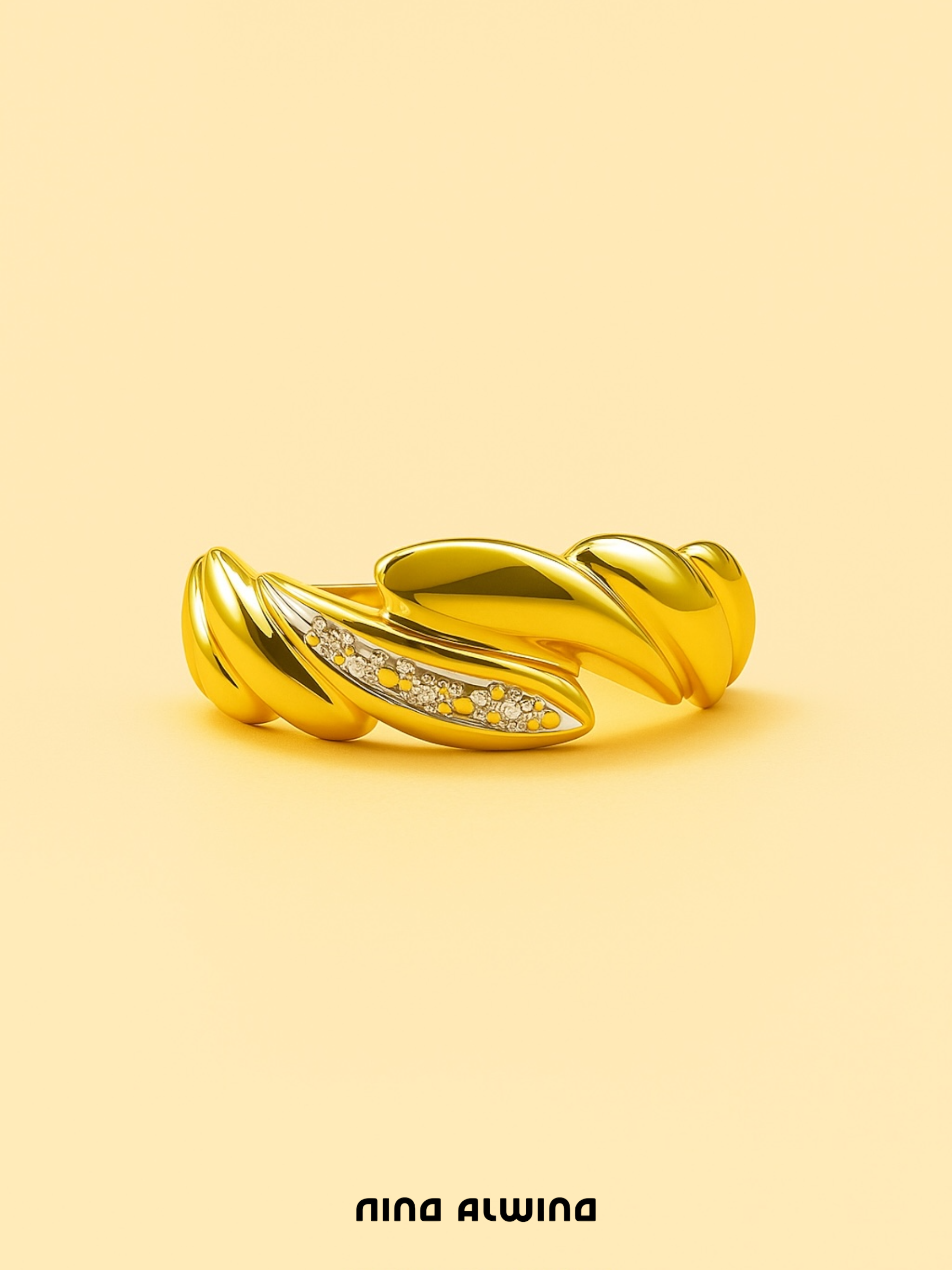 #204 8k Ring mit Diamant - RG 55