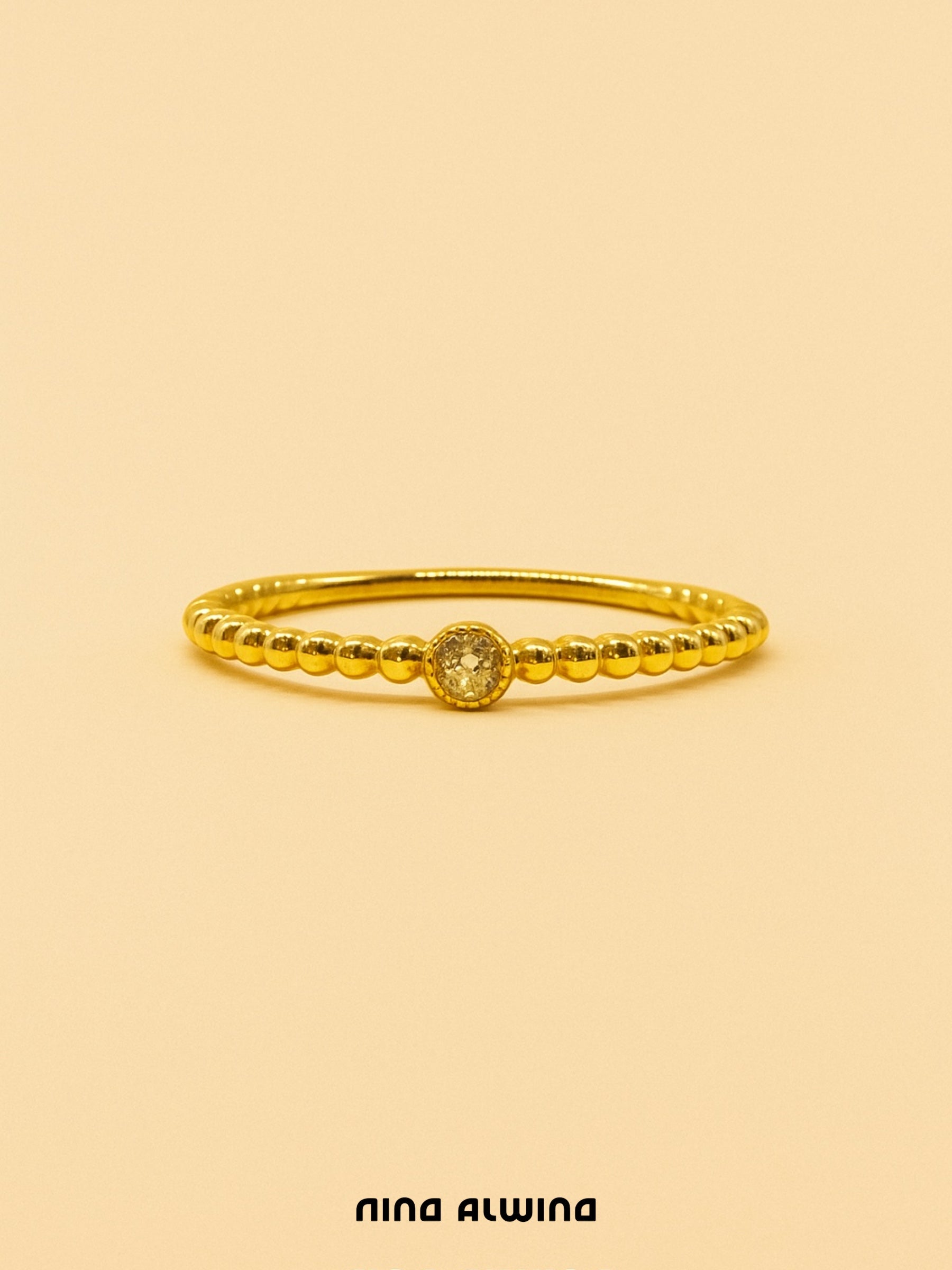 #240 8k Ring mit Diamant - RG 54