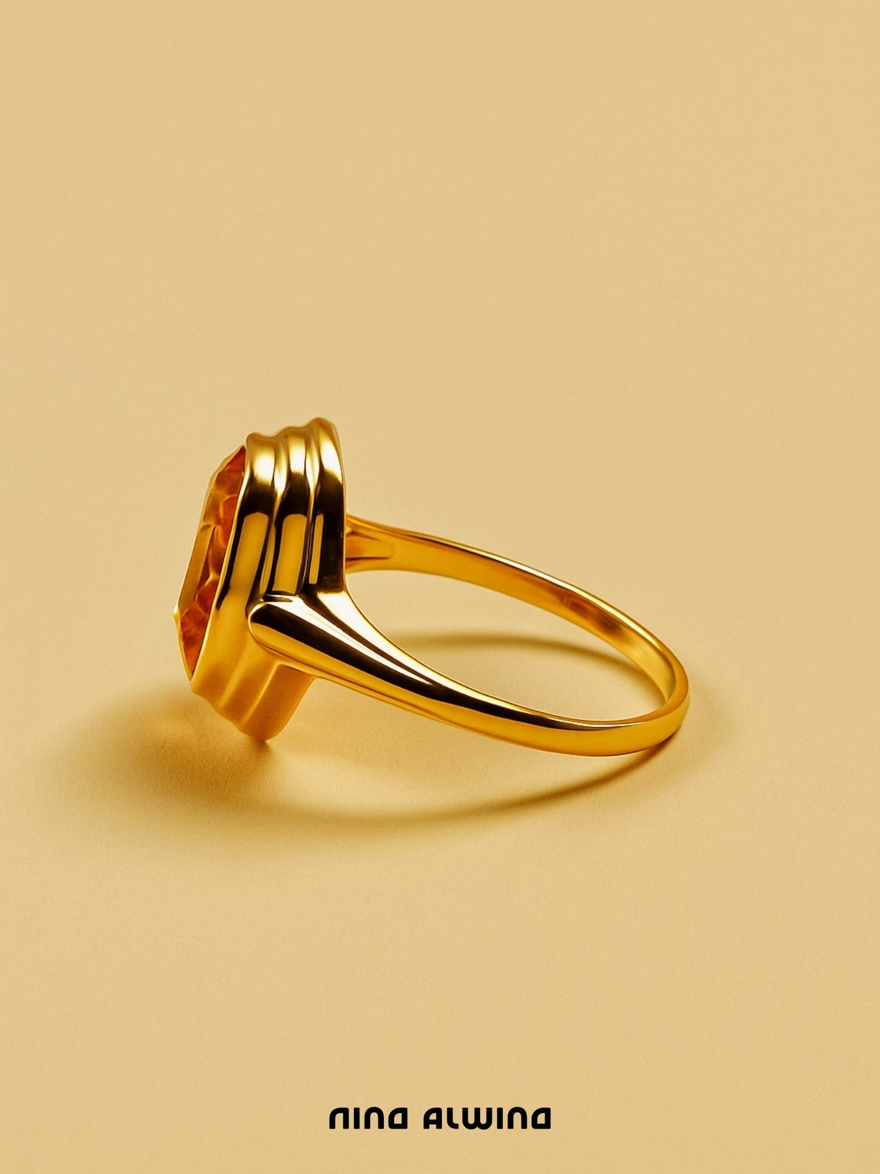 #220 8k Ring mit Citrin - RG 60