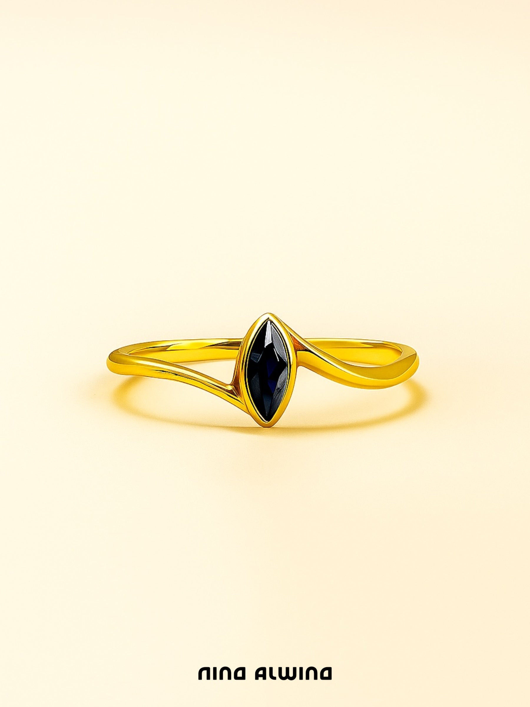 #180 8k Ring mit Saphir - RG 57