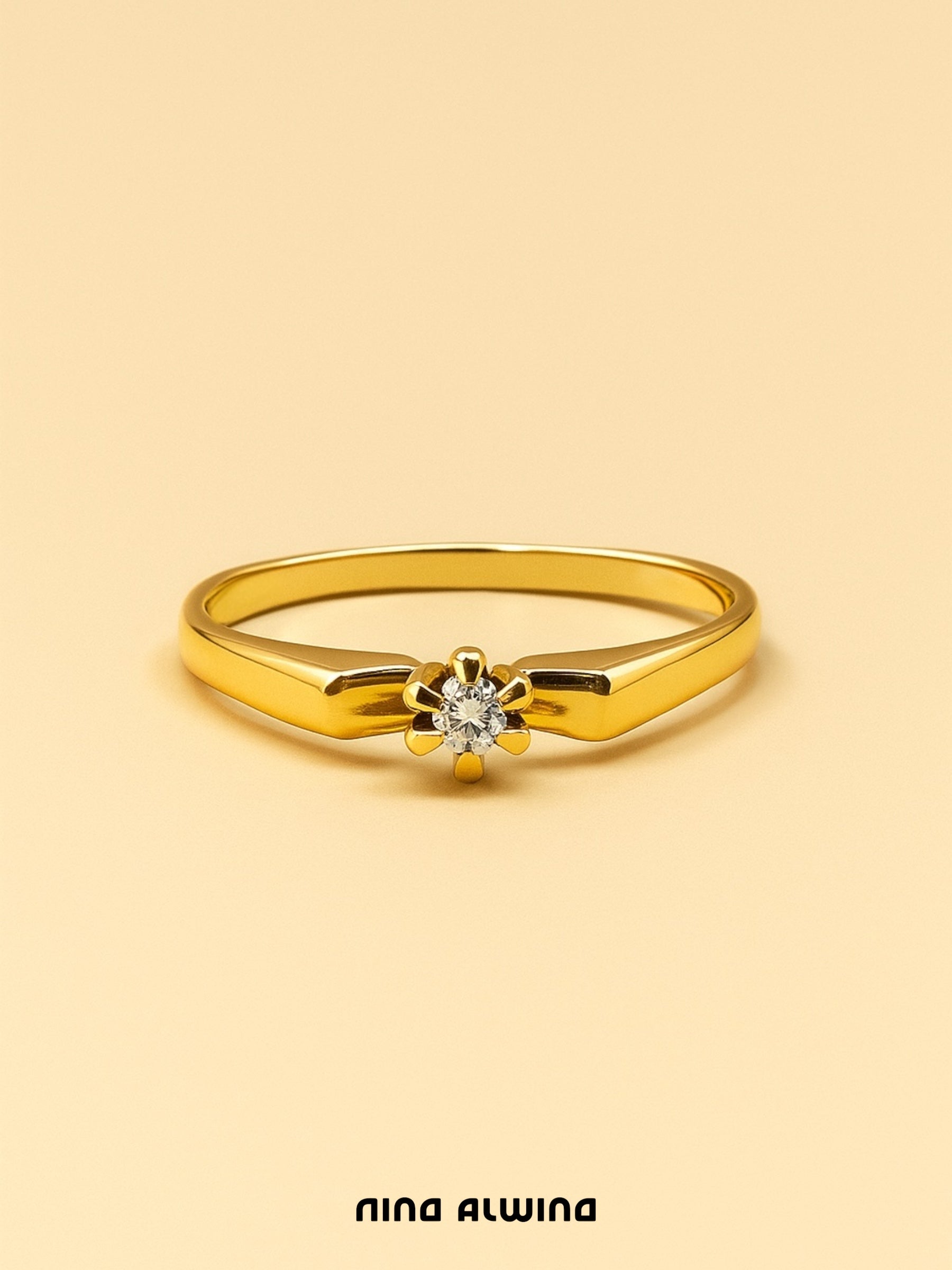 #255 8k Ring mit Diamant - RG 53