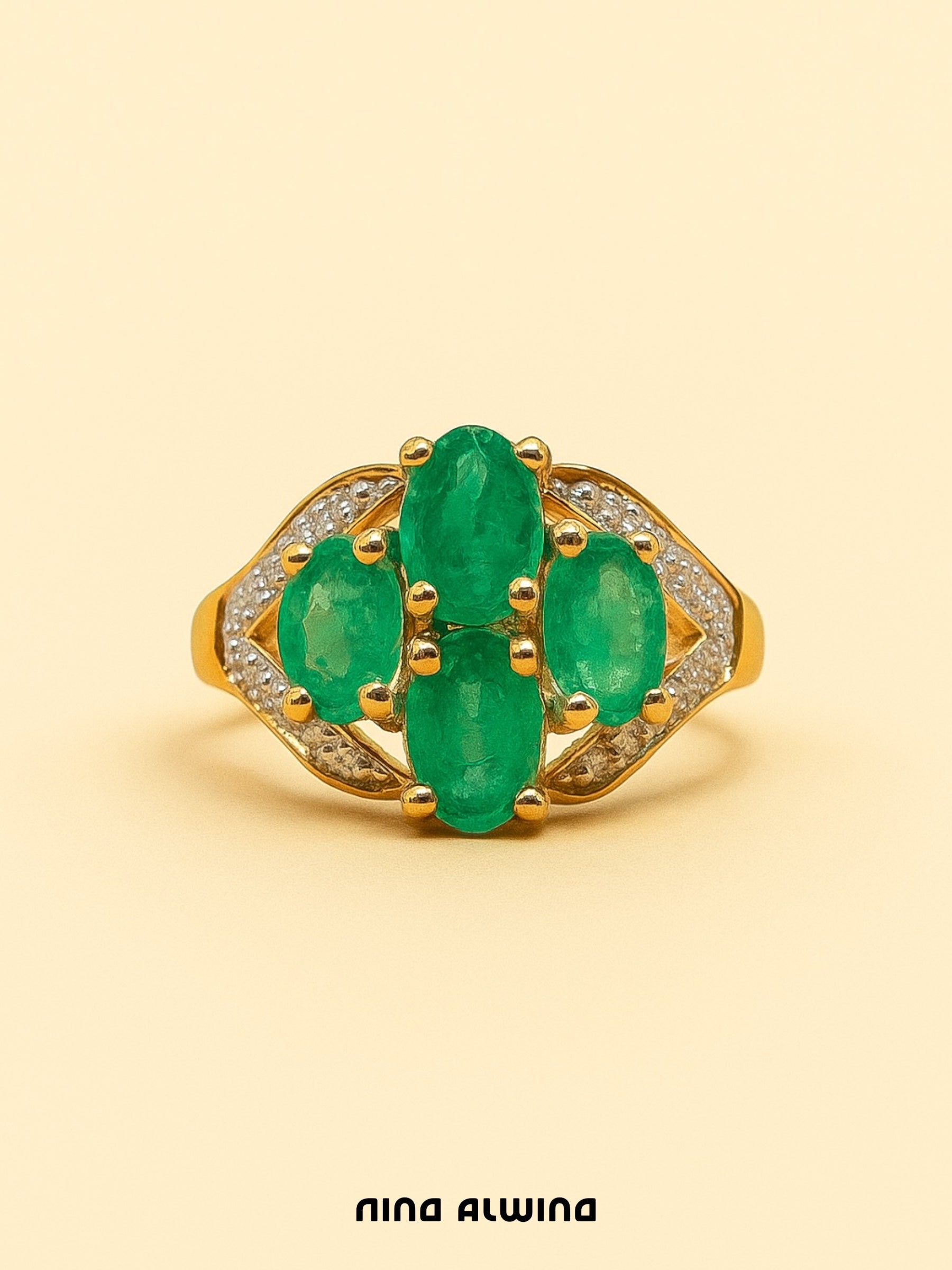 #274 9k Ring mit Smaragden & Saphiren - RG 54