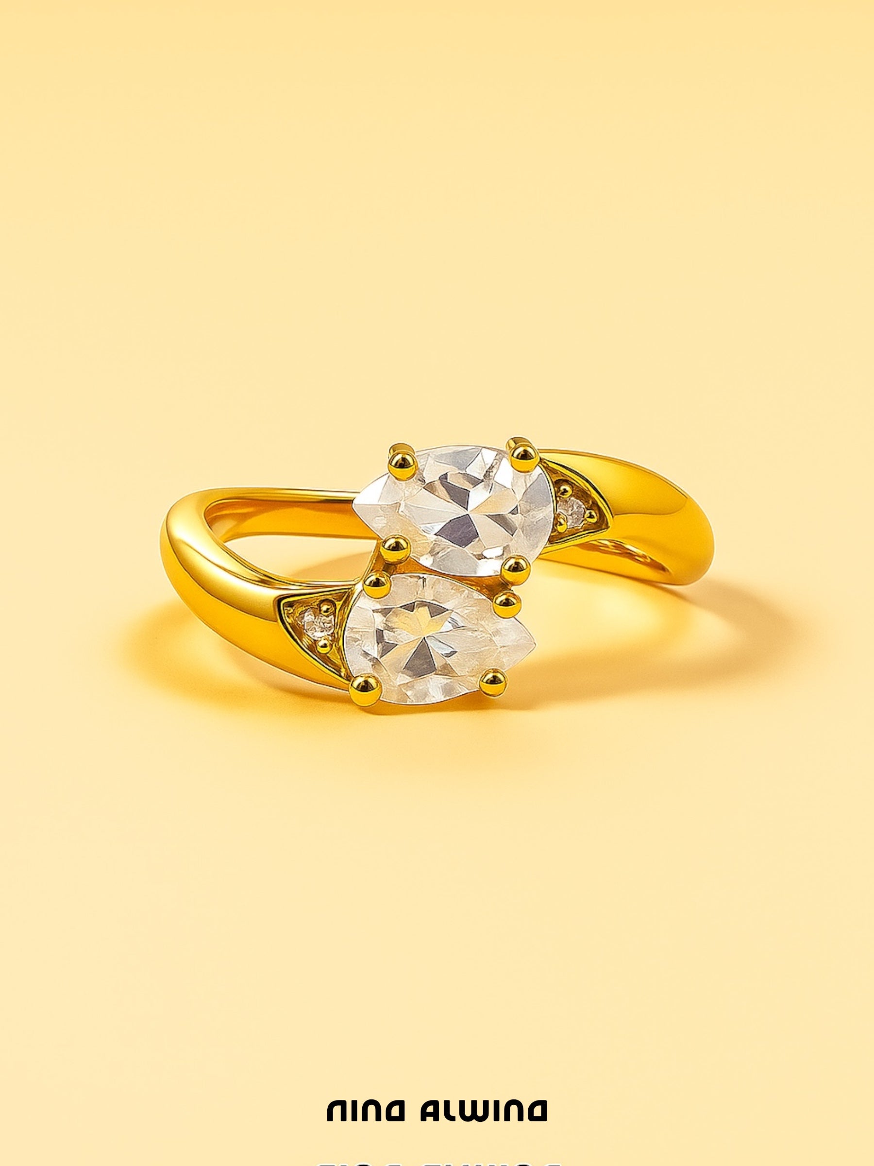 #275 9k Ring mit Mondstein & Diamant - RG 51