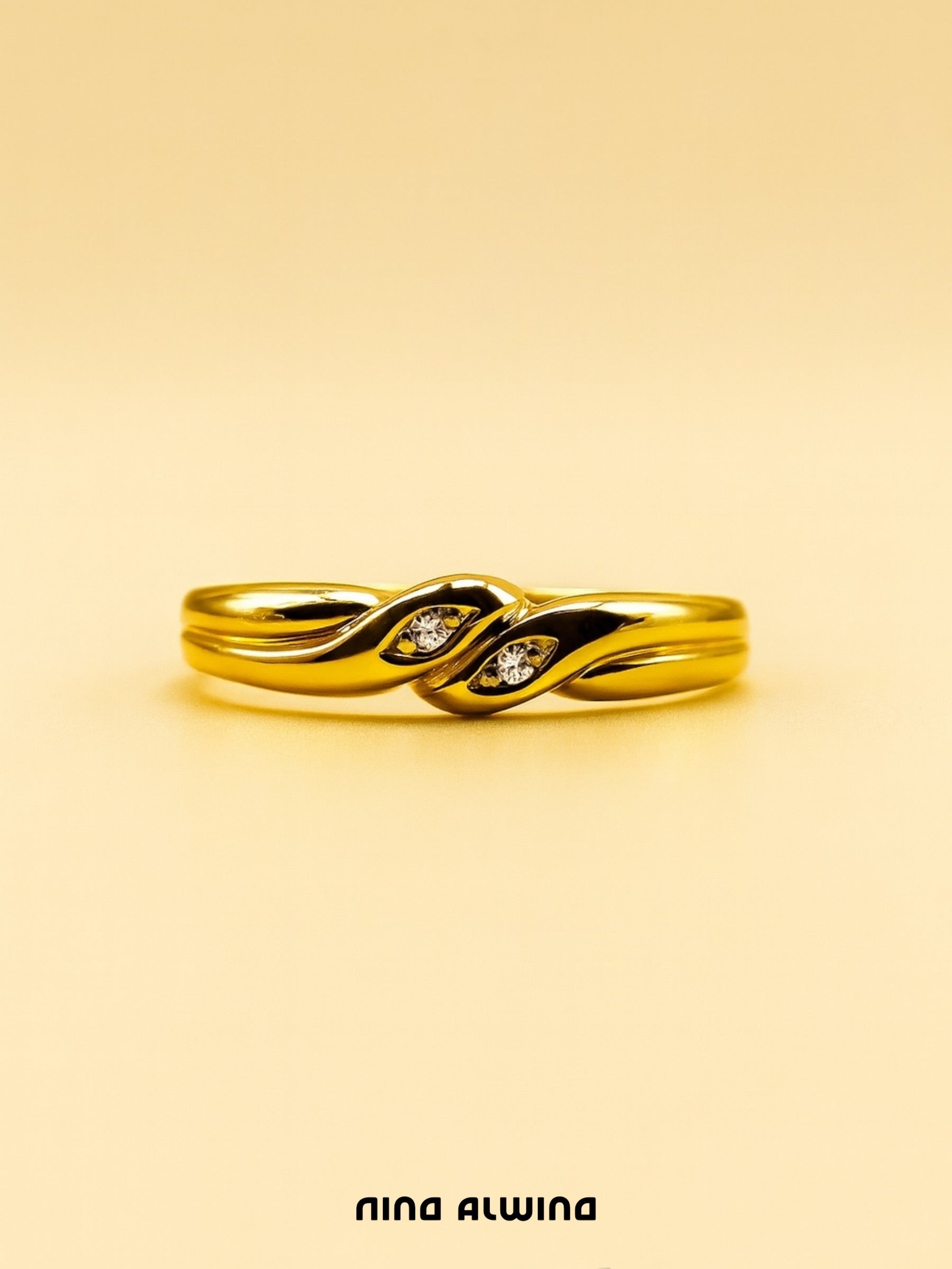 #421 8k Ring mit 2 Diamanten - RG 54