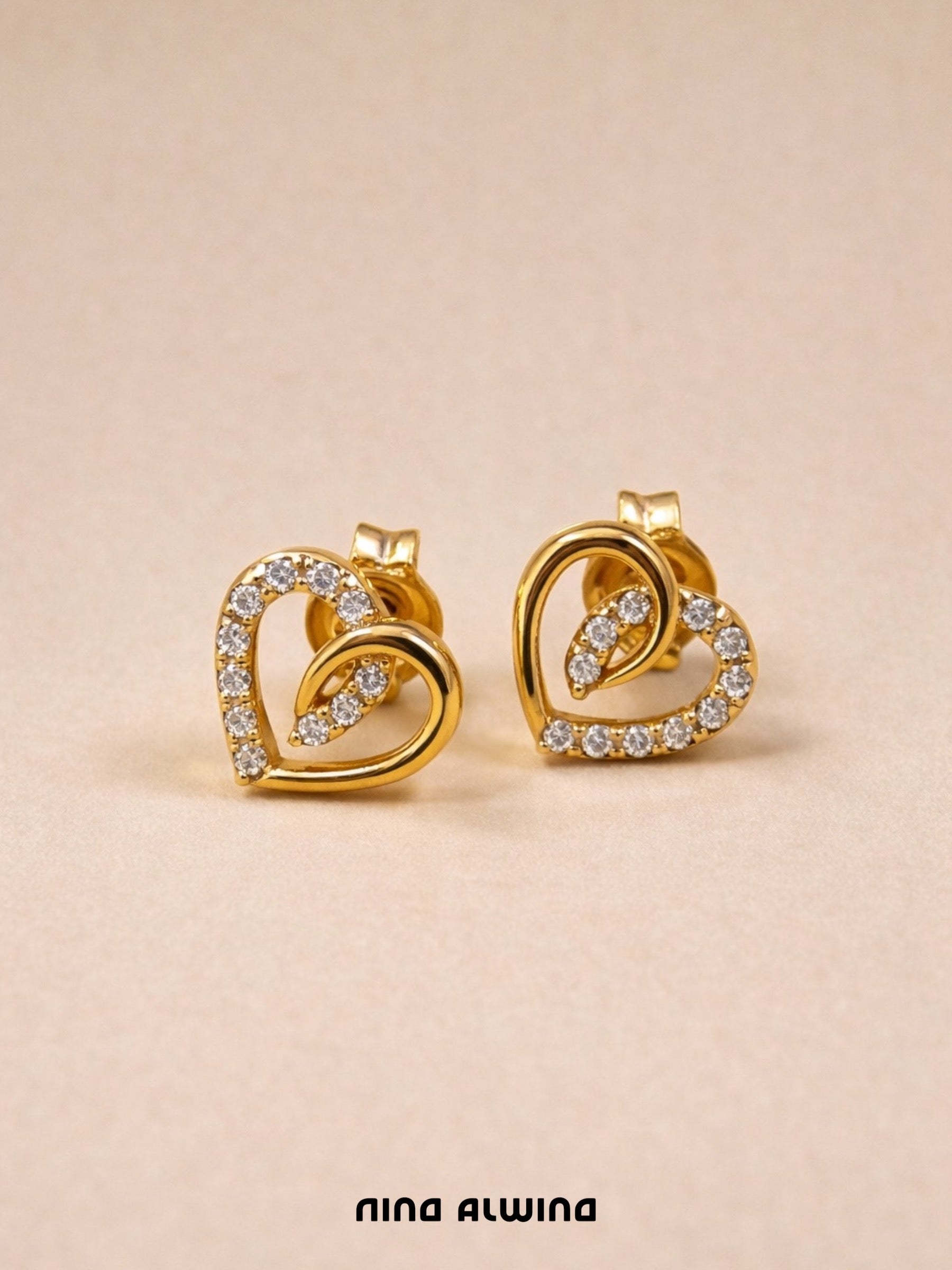 #437 14k Stecker mit Zirkon - 0,8cm