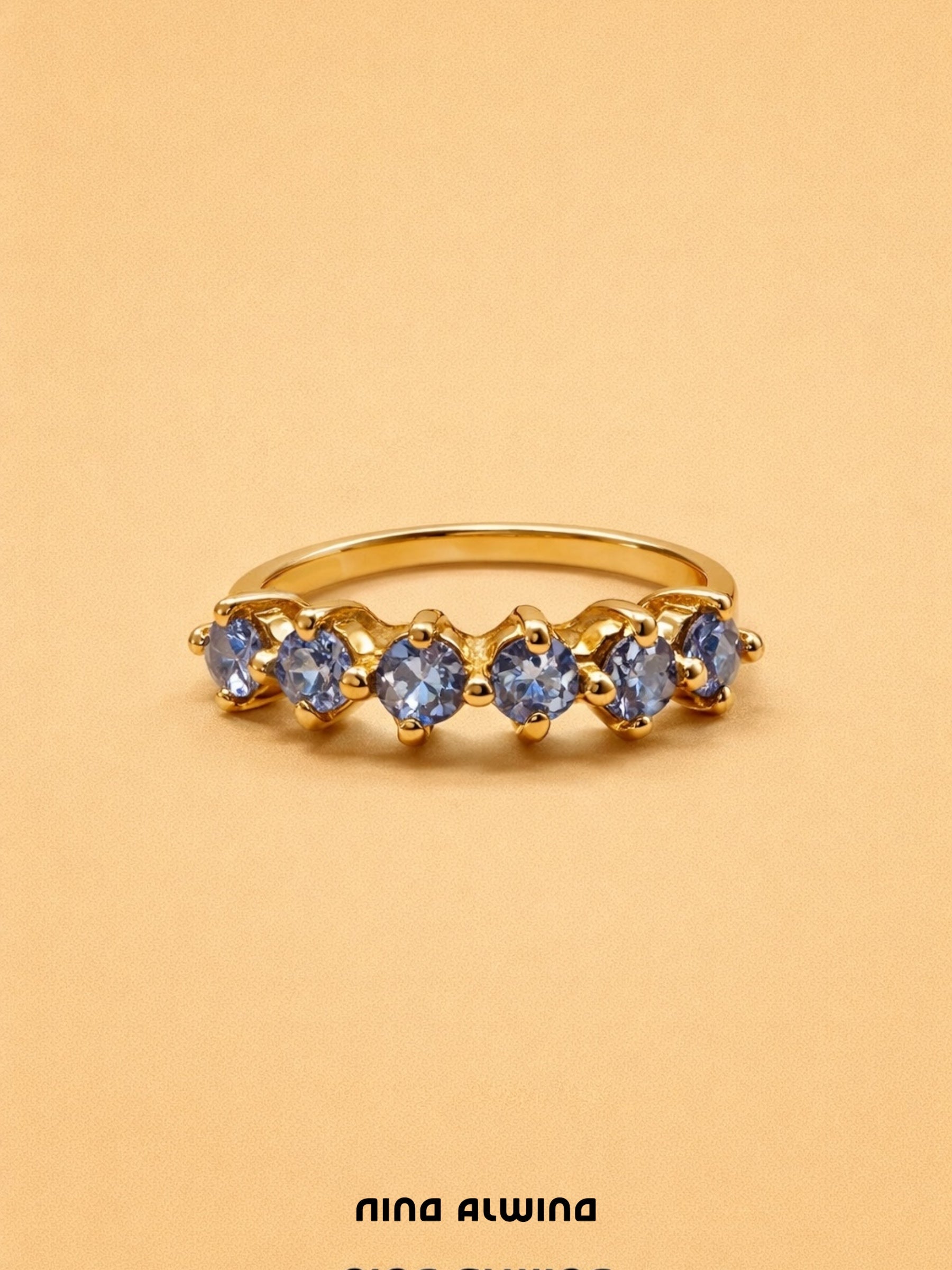 #558 9k Ring mit 6 Tansaniten - RG 57