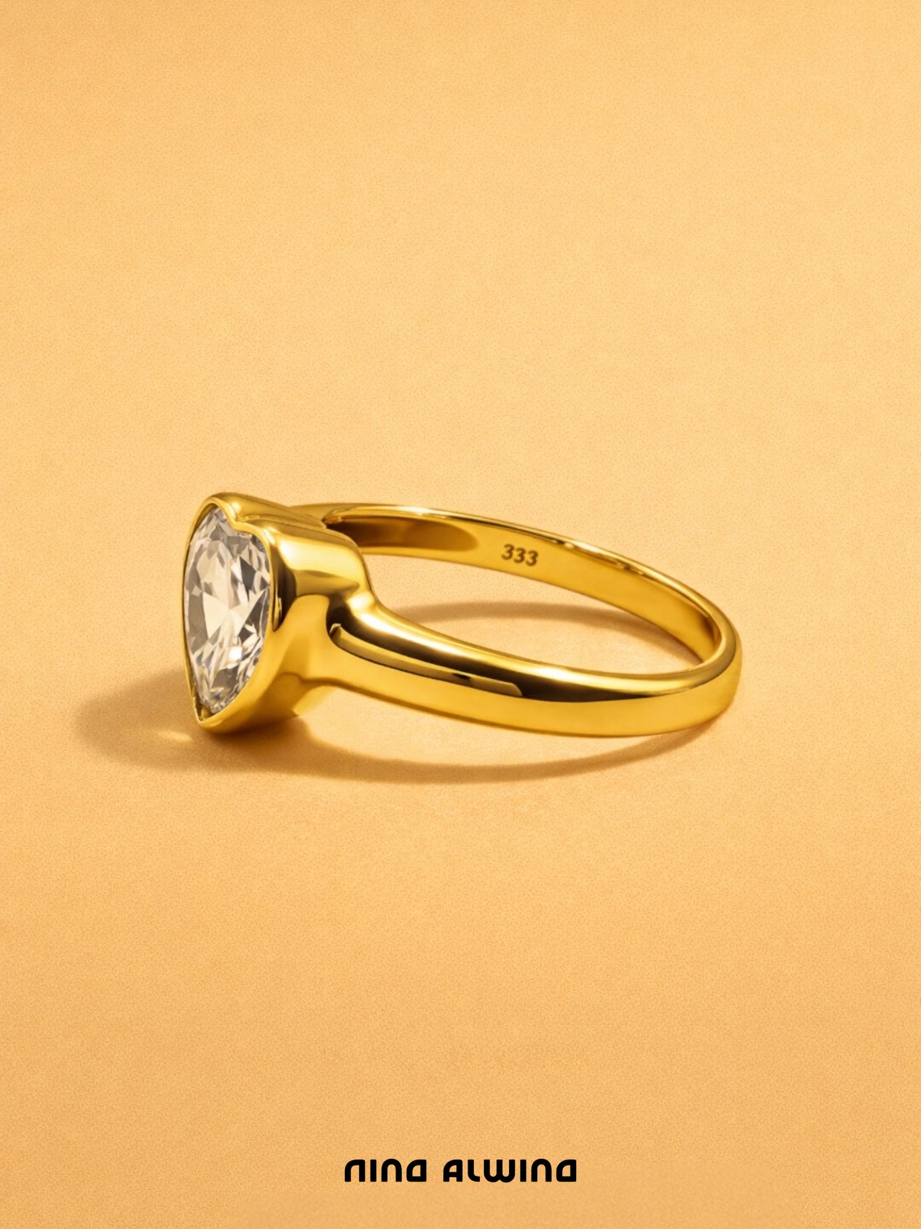 #564 8k Ring Herz mit blauem Topas - RG 52