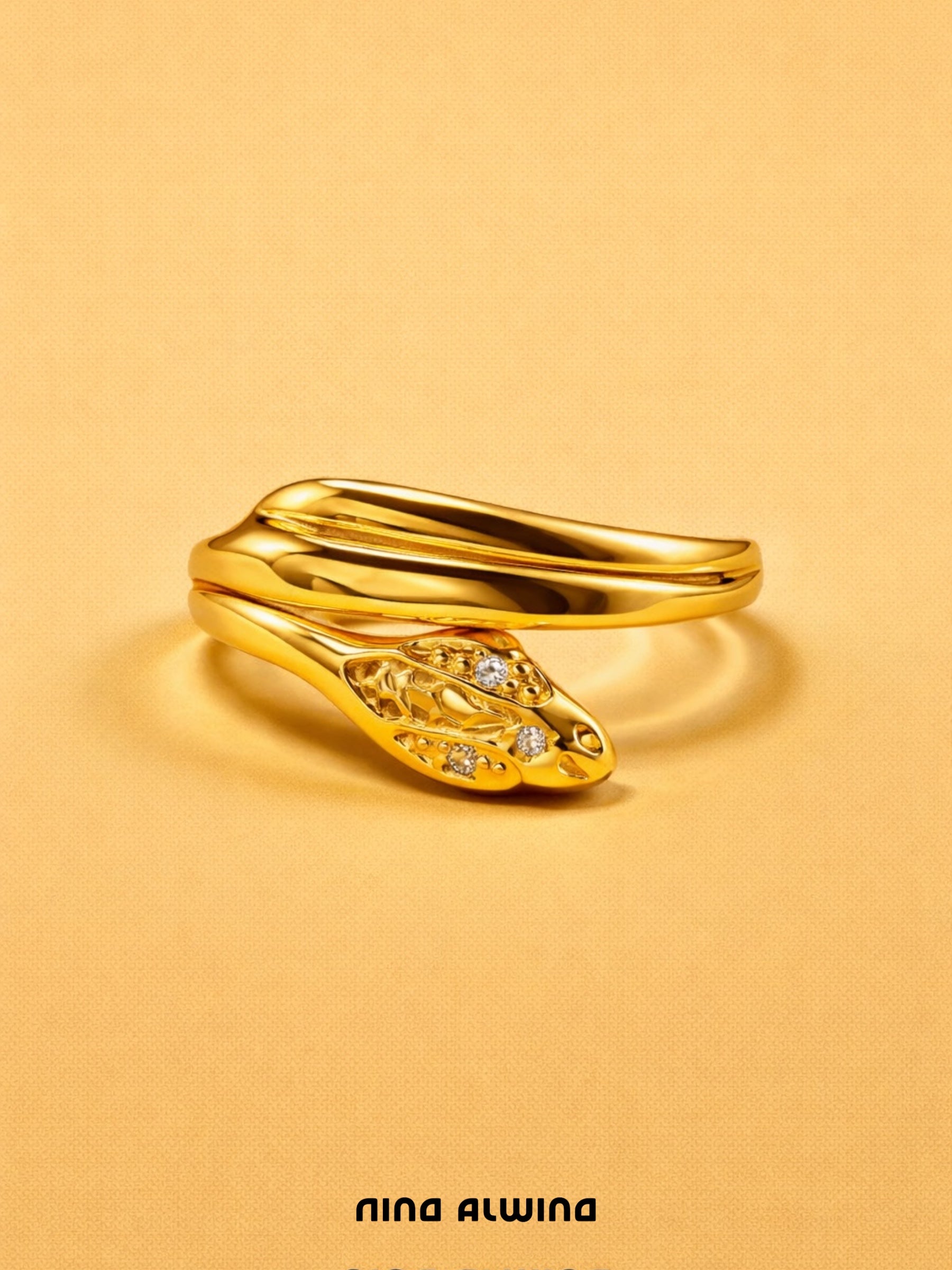 #612 8k Snake Ring mit 3 Diamanten - RG 56