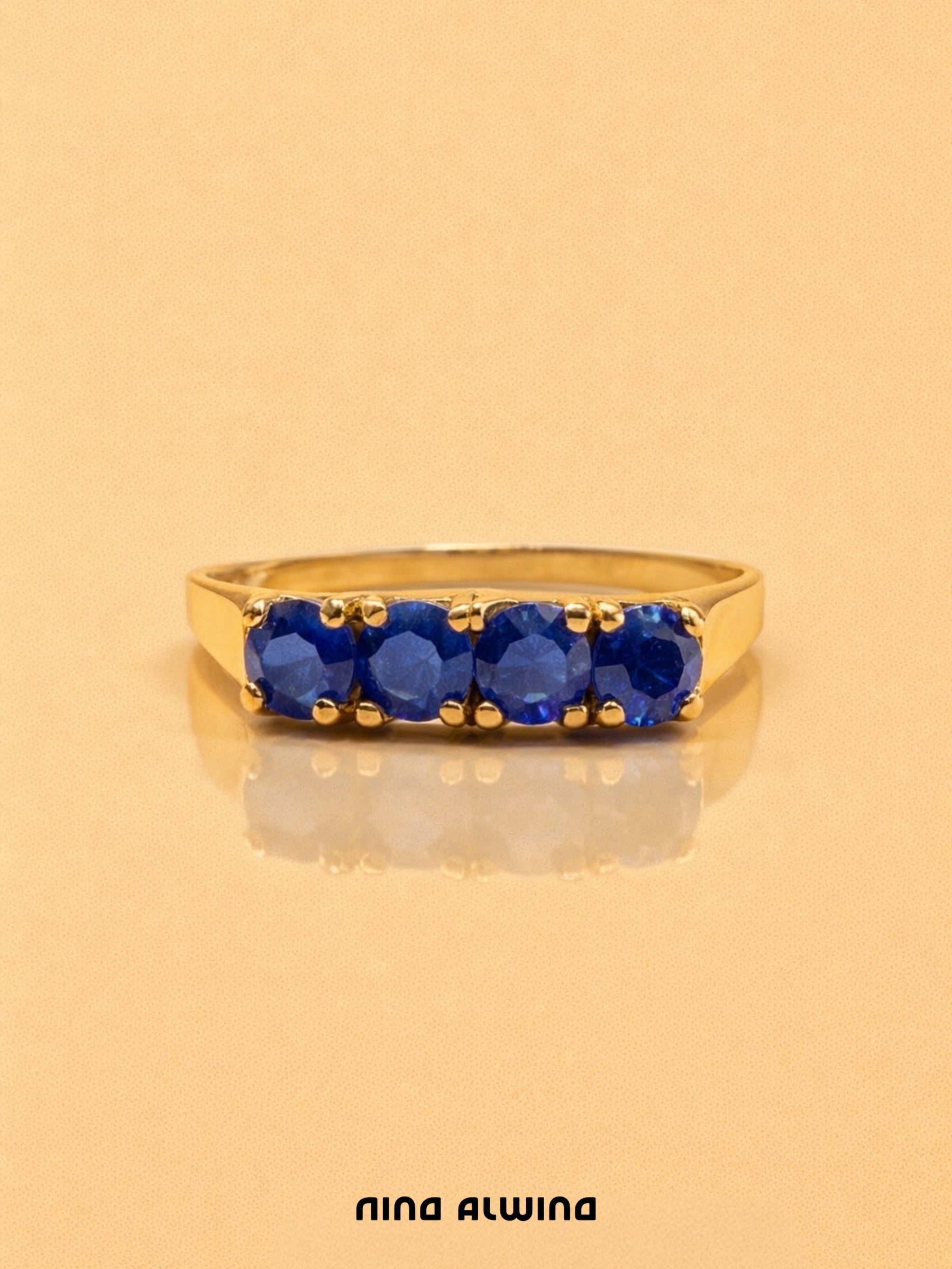 #619 8k Ring mit 4 Saphiren - RG 56