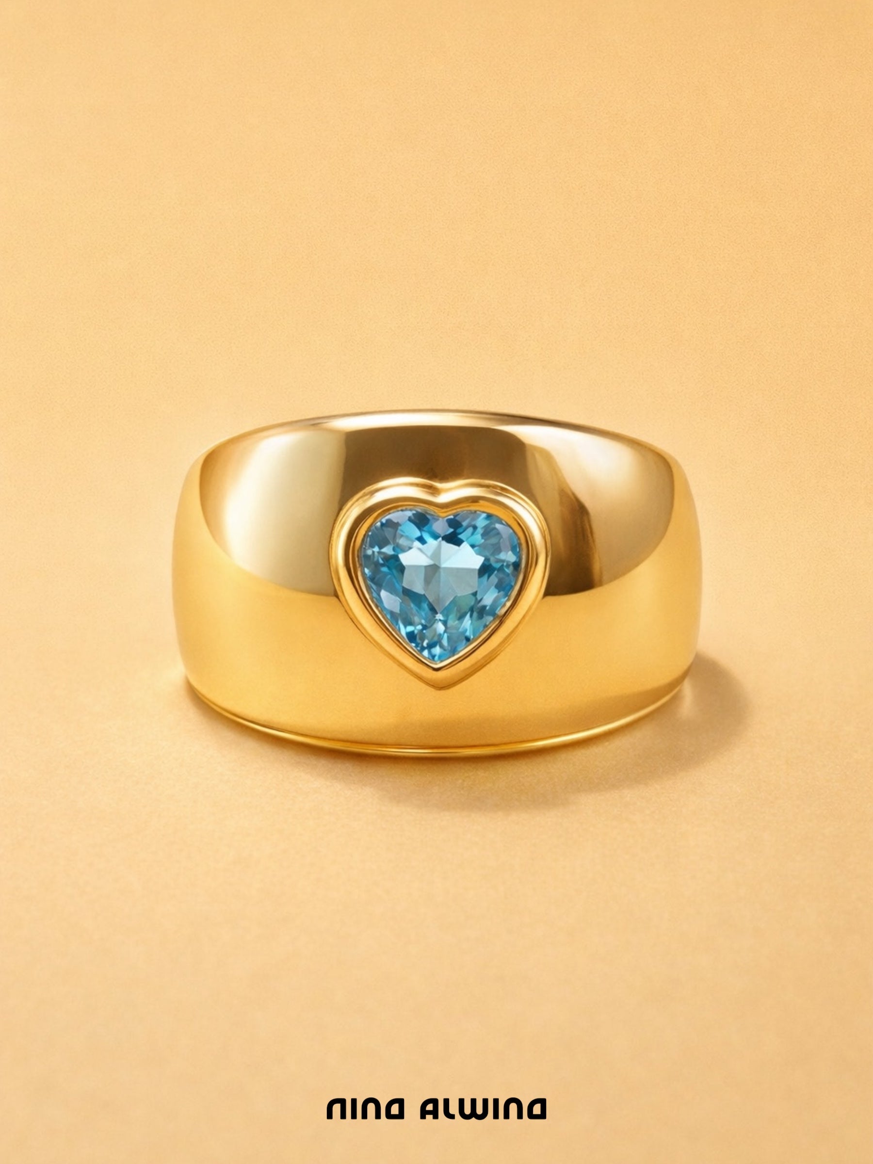 #658 8k Herz Ring mit Topas - RG 52