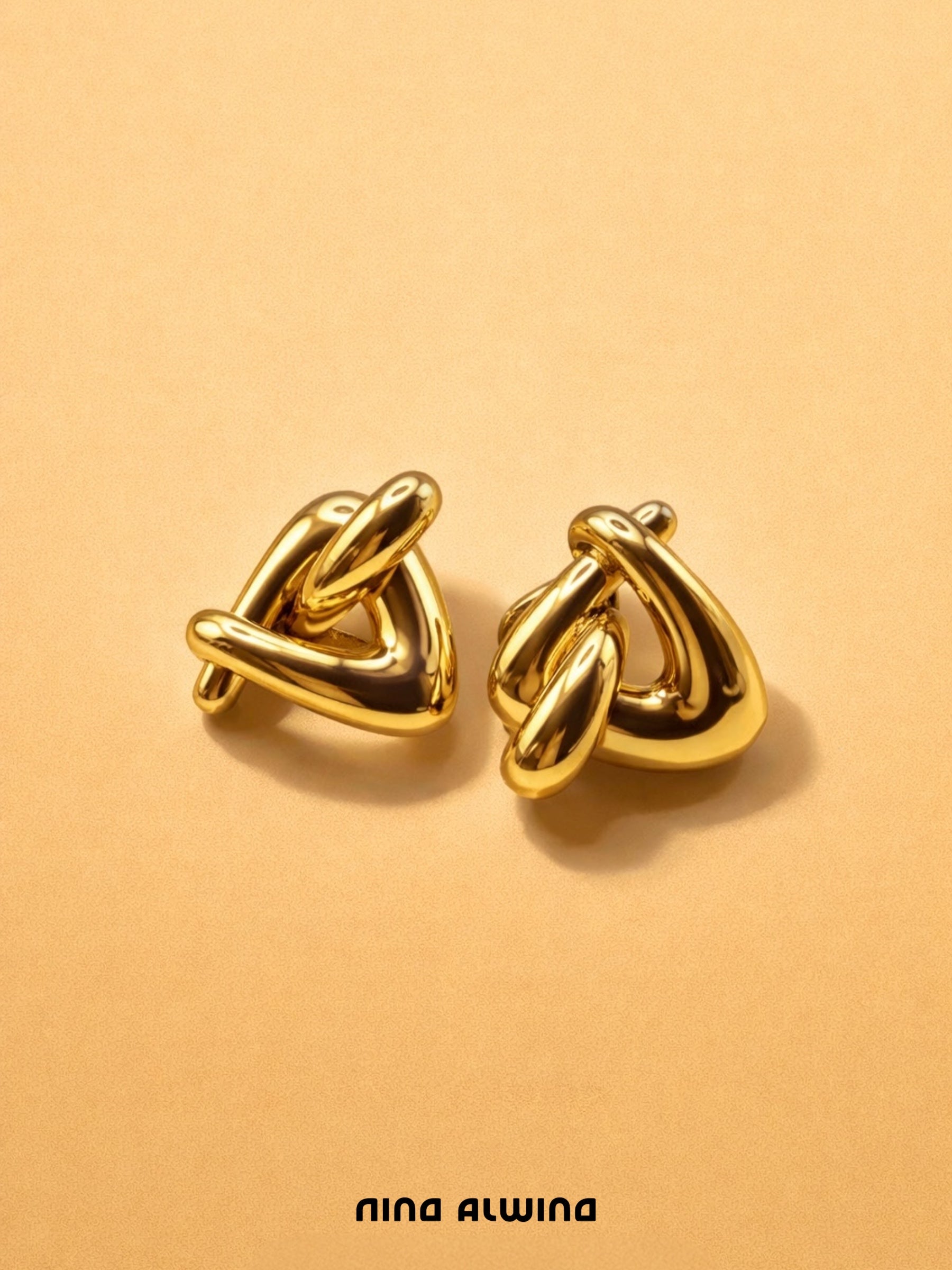 #692 9k Ohrringe - 1,5cm