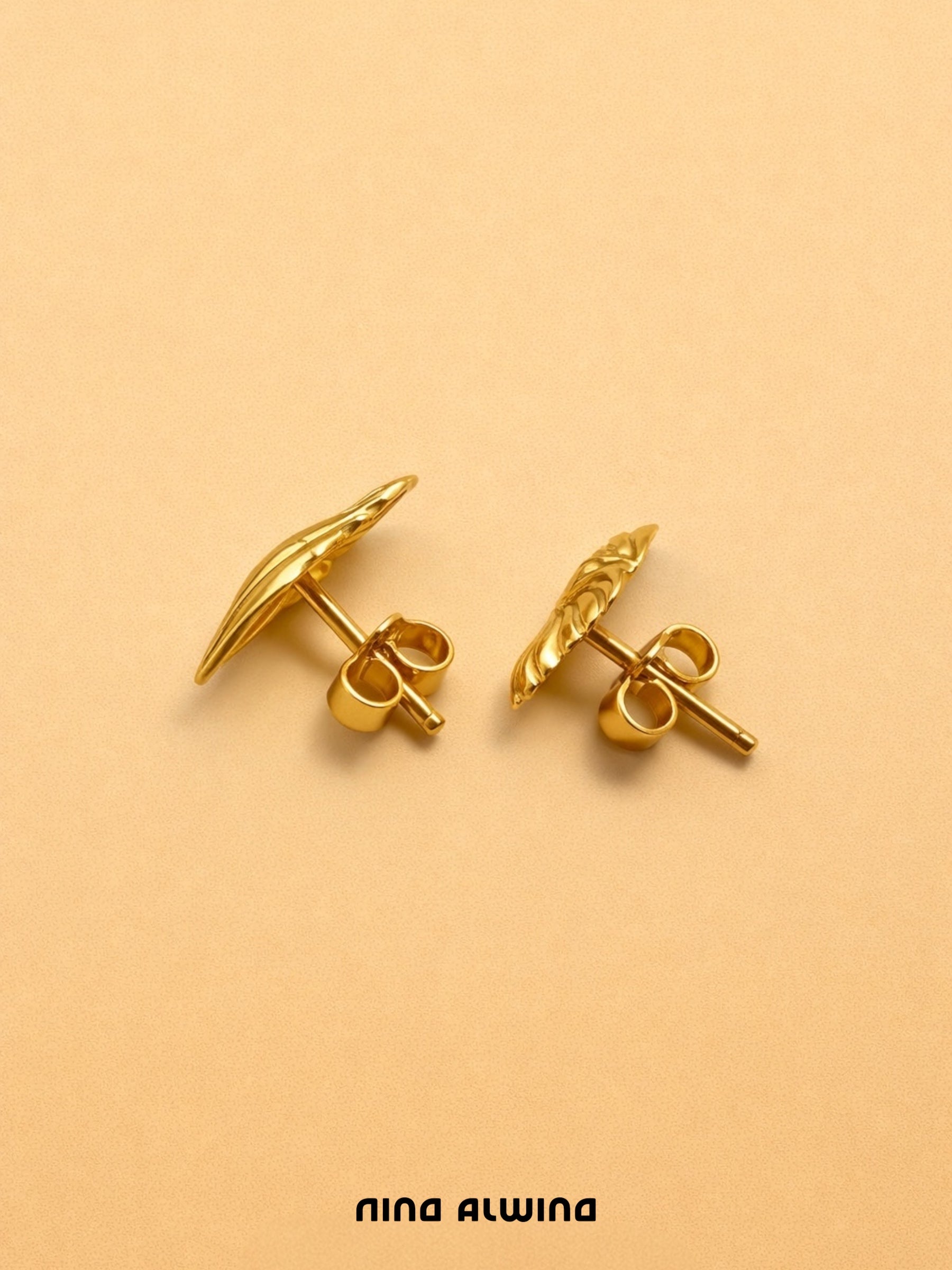 #734 8k Ohrringe - 1,4cm