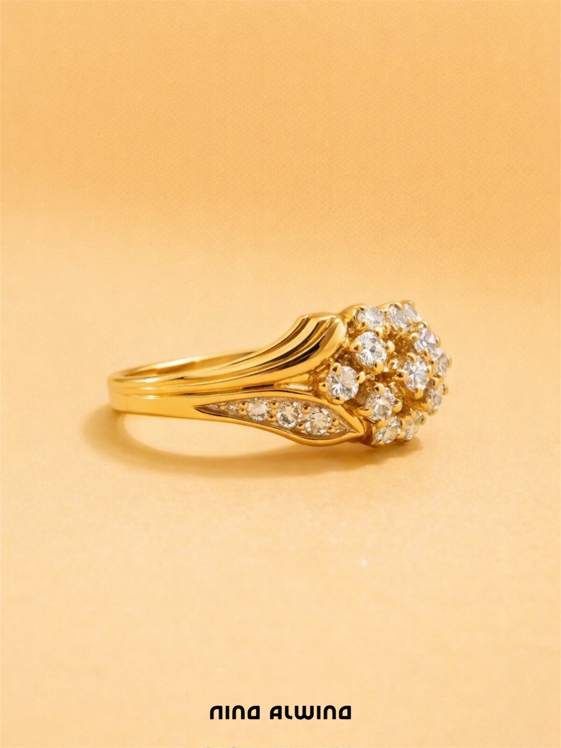 #748 14k Ring mit 17 Diamanten - RG 55