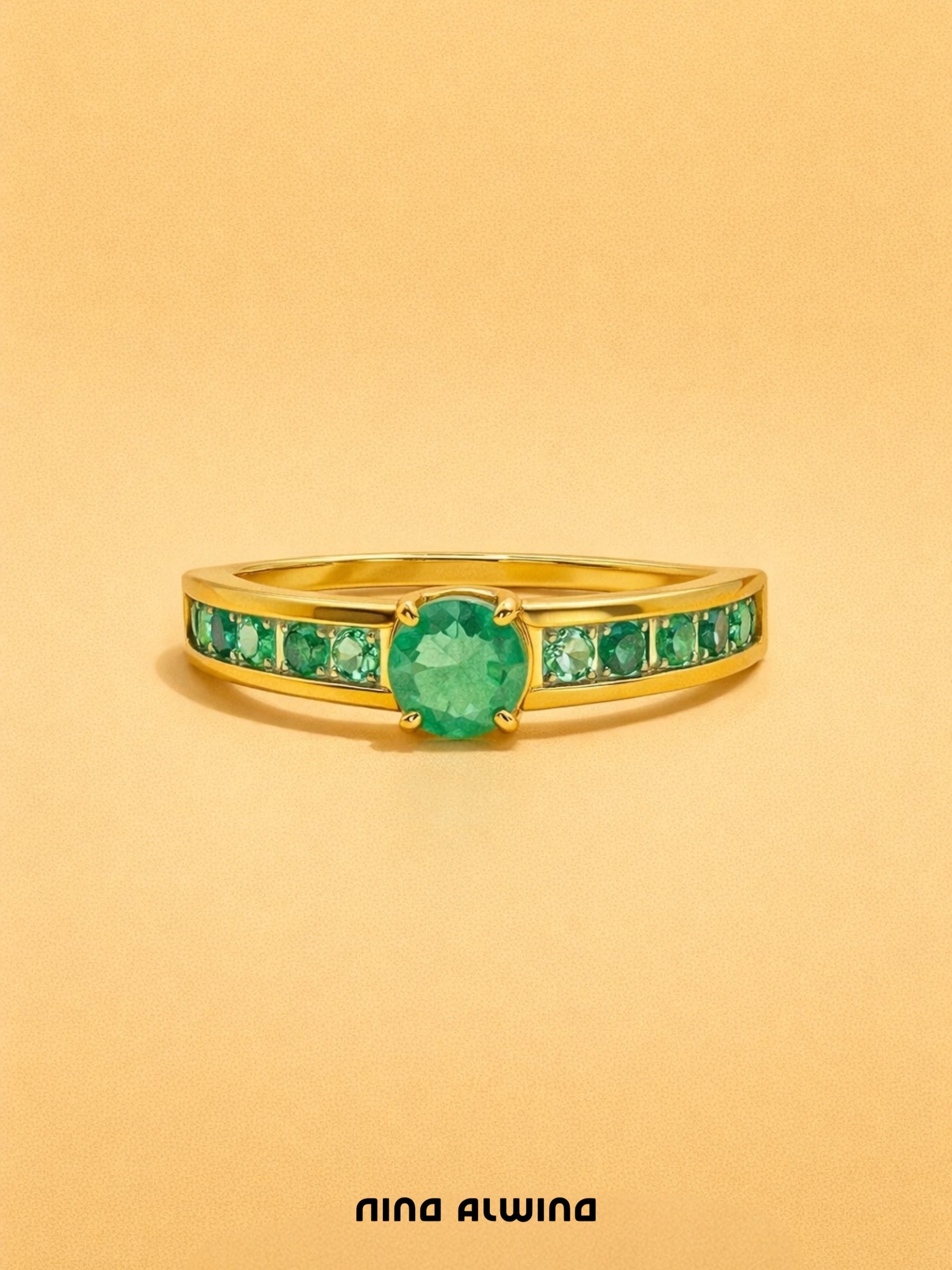 #795 9k Ring mit 11 Smaragden - RG 60