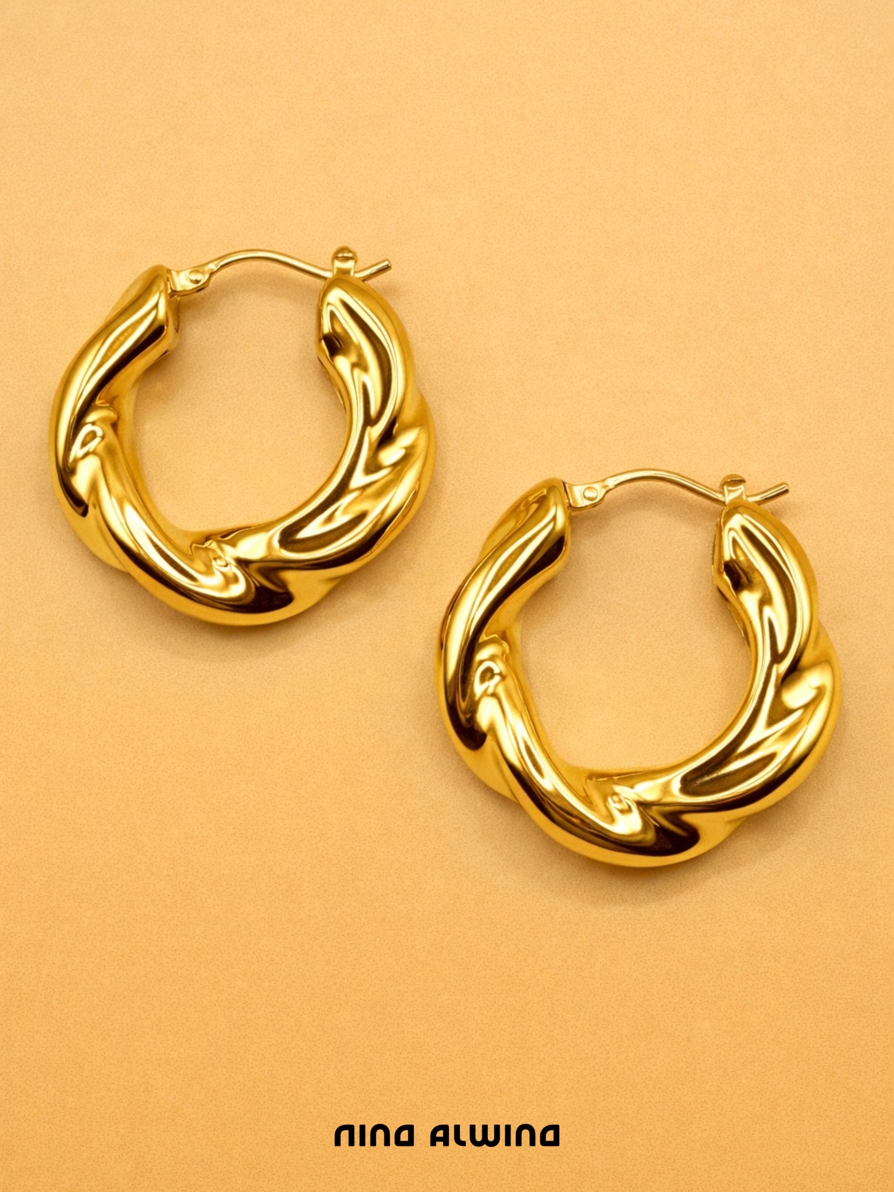 #835 18k Creole - 2.7cm