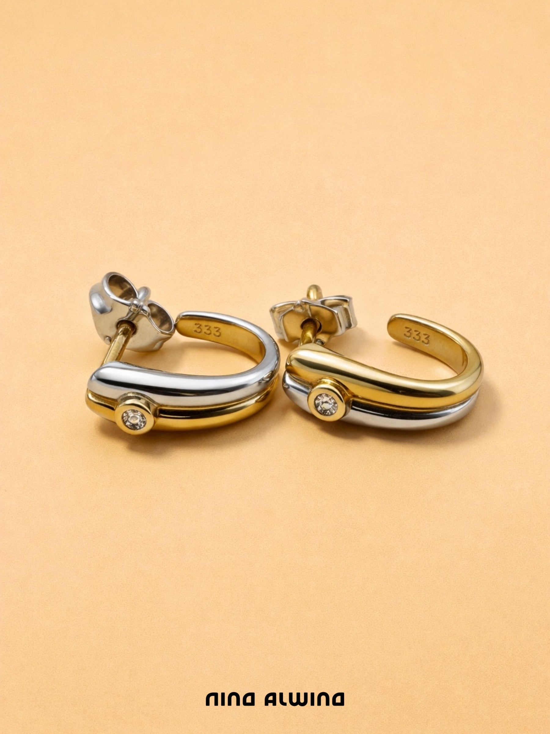 #735 8k Ohrringe mit Diamant - 1,3cm