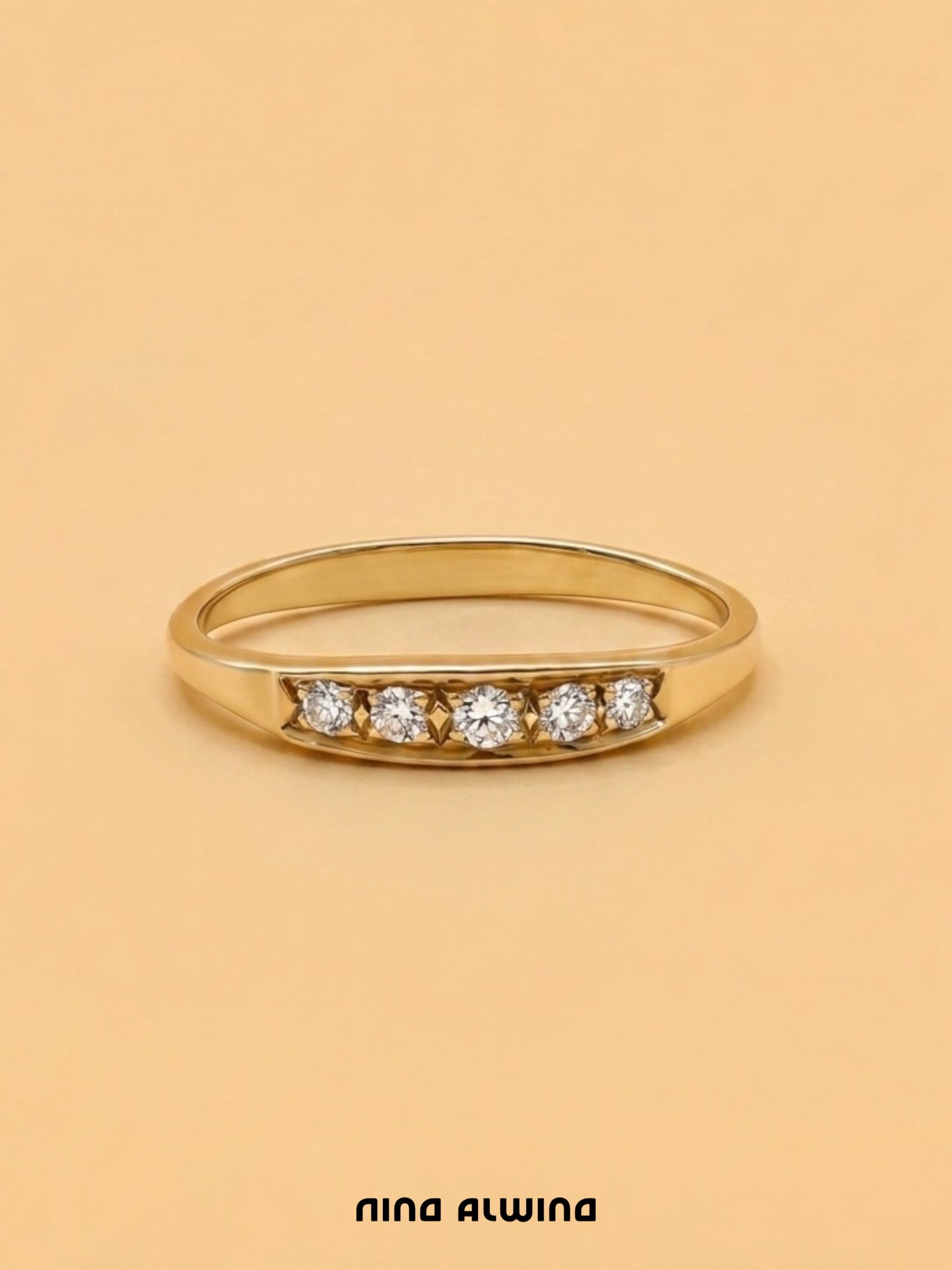 #1219 14k Ring mit 5 Diamanten - RG 57