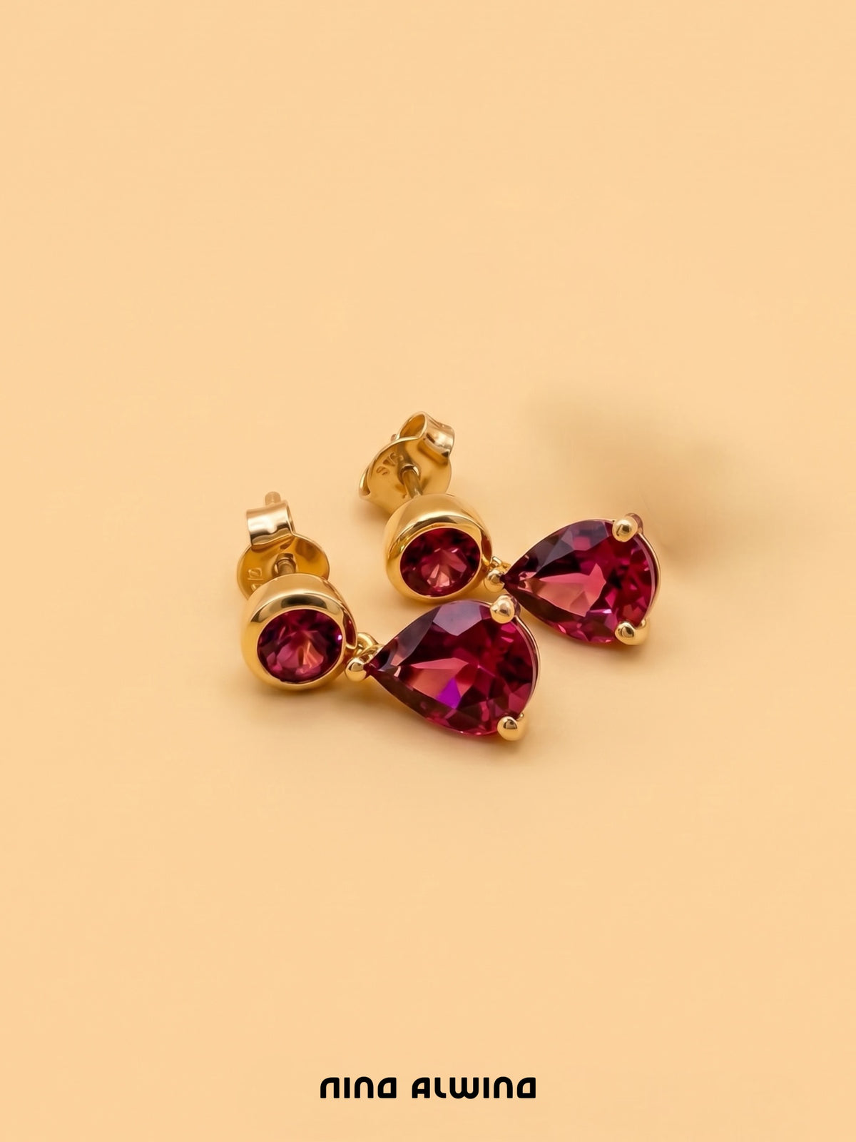 #1348 9k Ohrringe mit Rubellit - 1.6cm