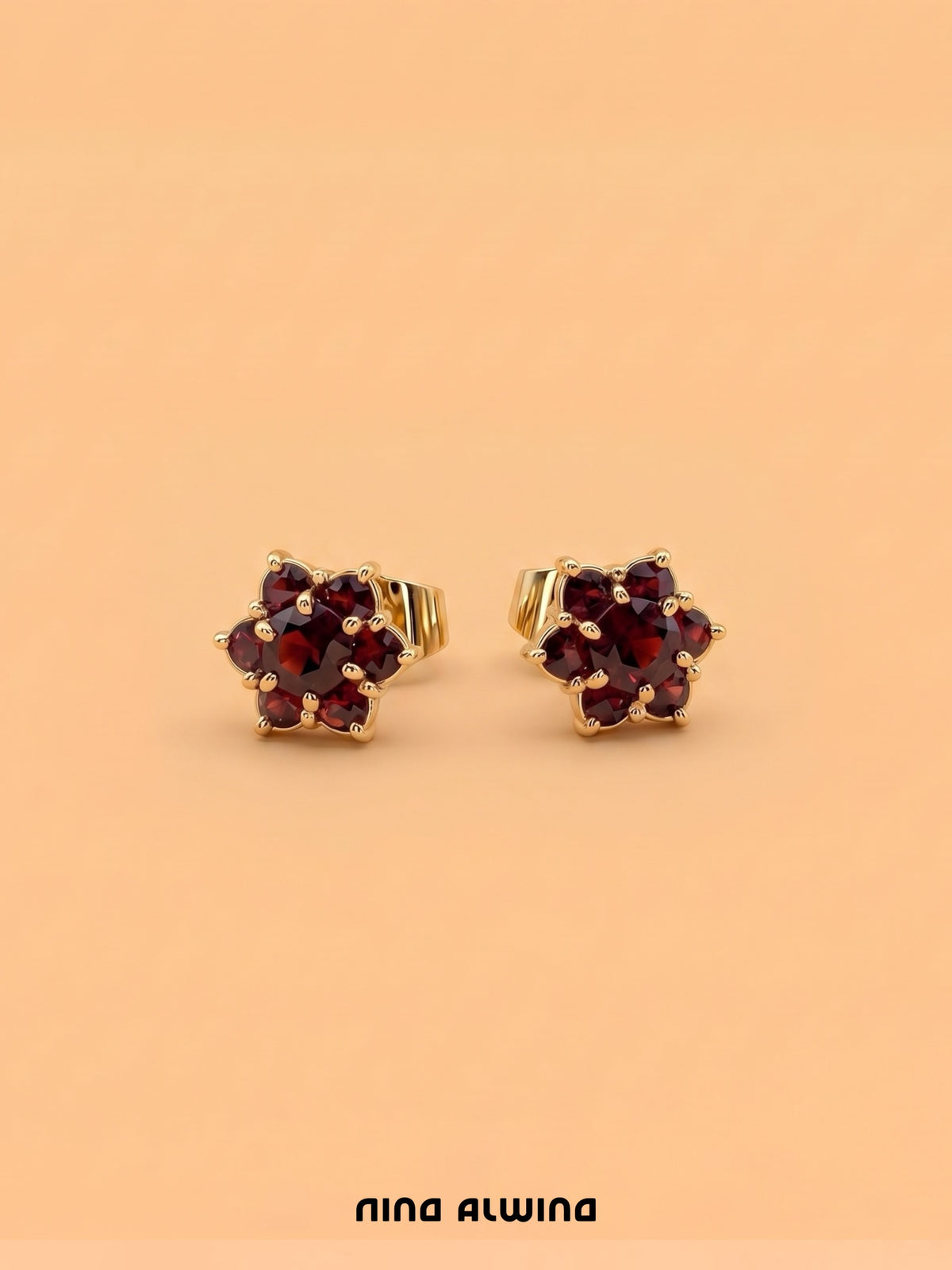 #1333 8k Garnet Earrings - 0.7cm